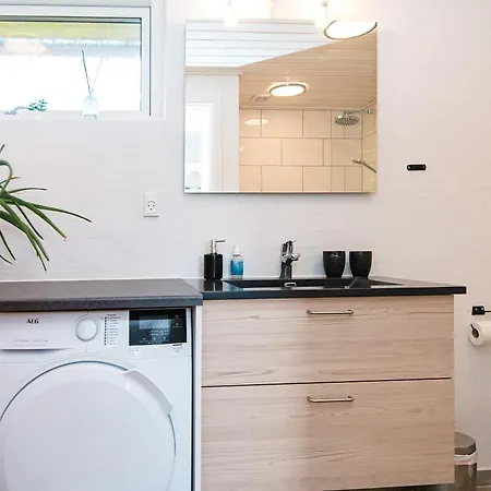 6 Person Holiday Home In Glesborg *
